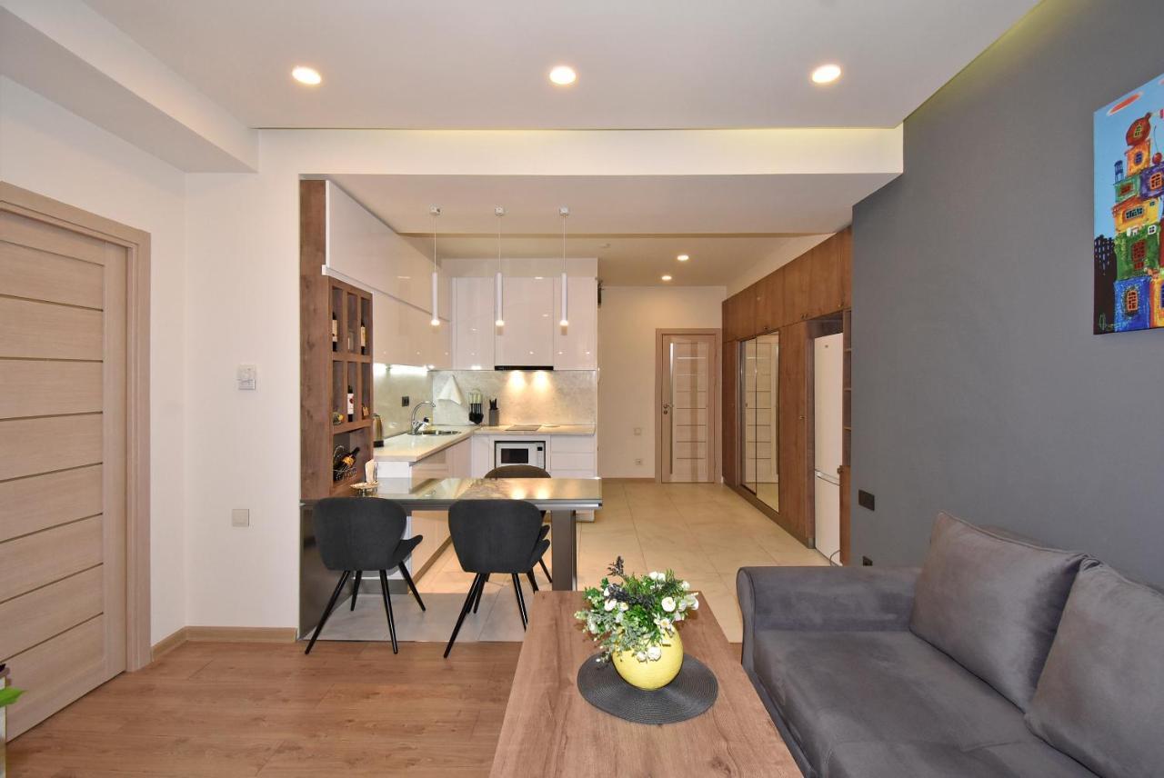 Home4You City Center Apartments Yerevan Exterior foto